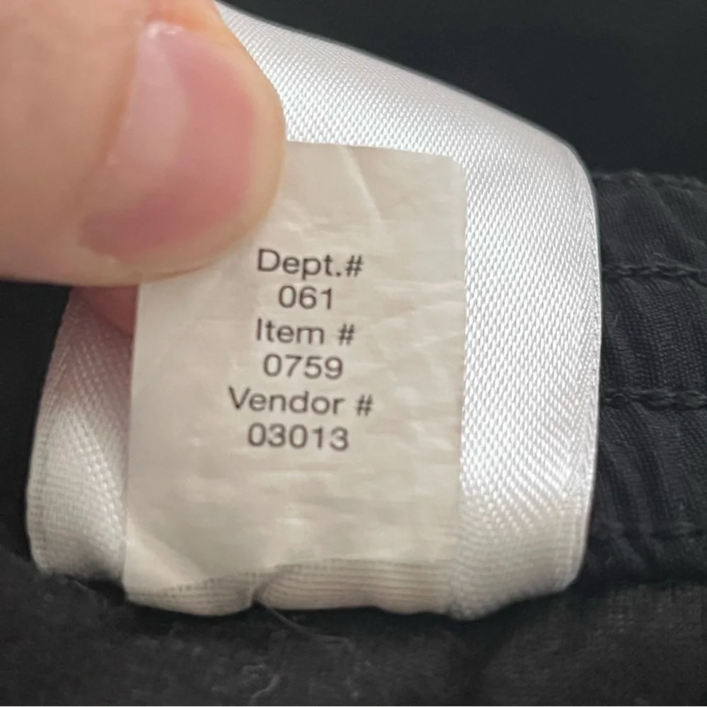 Eddie Bauer Women's Tulip Hem Black Skort, Size Large, Pockets Athletic - Picture 6 of 9